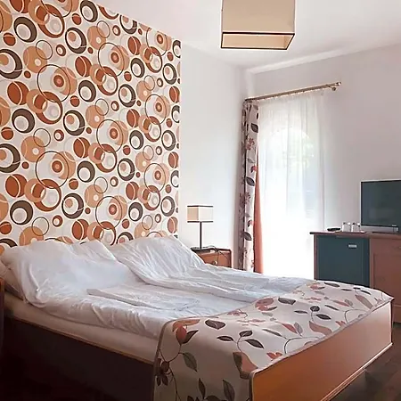 Zoeldteto Panzio 4*