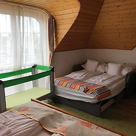 B&B Zoeldteto Panzio 블로톤퓌레드