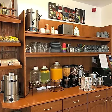 B&B Zoeldteto Panzio 블로톤퓌레드