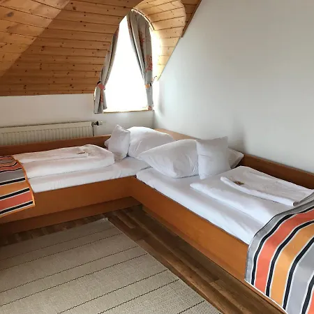 Zoeldteto Panzio B&B