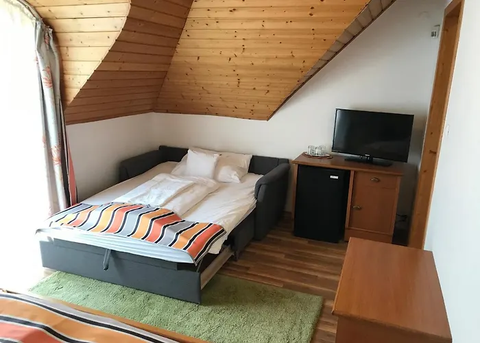 Zoeldteto Panzio Nocleg ze śniadaniem Balatonfüred